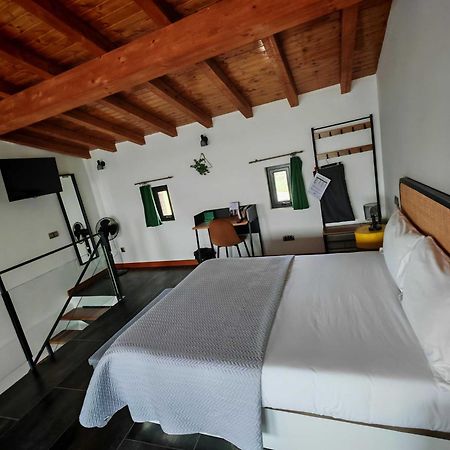 Morille Apartamentos Walden By Gaiarooms מראה חיצוני תמונה