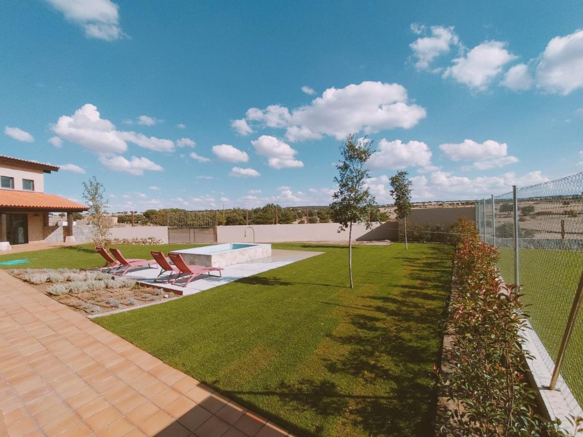 Morille Apartamentos Walden By Gaiarooms מראה חיצוני תמונה