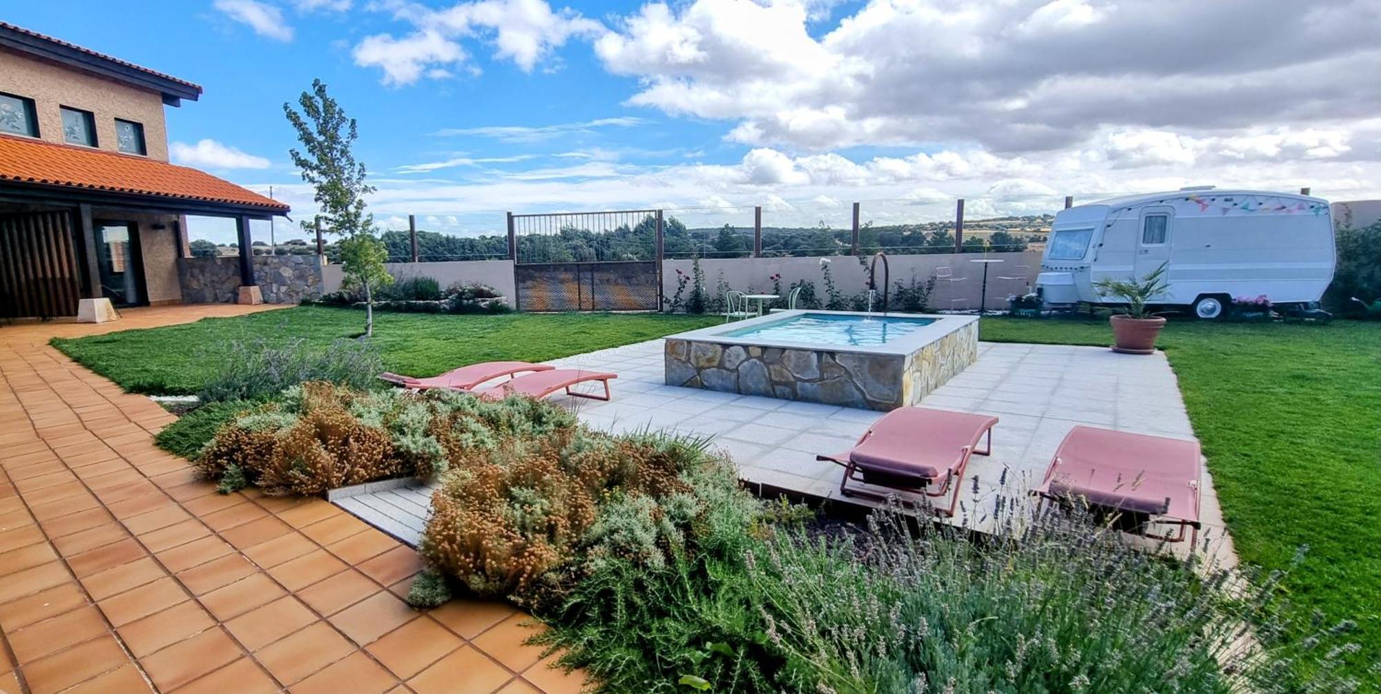 Morille Apartamentos Walden By Gaiarooms מראה חיצוני תמונה