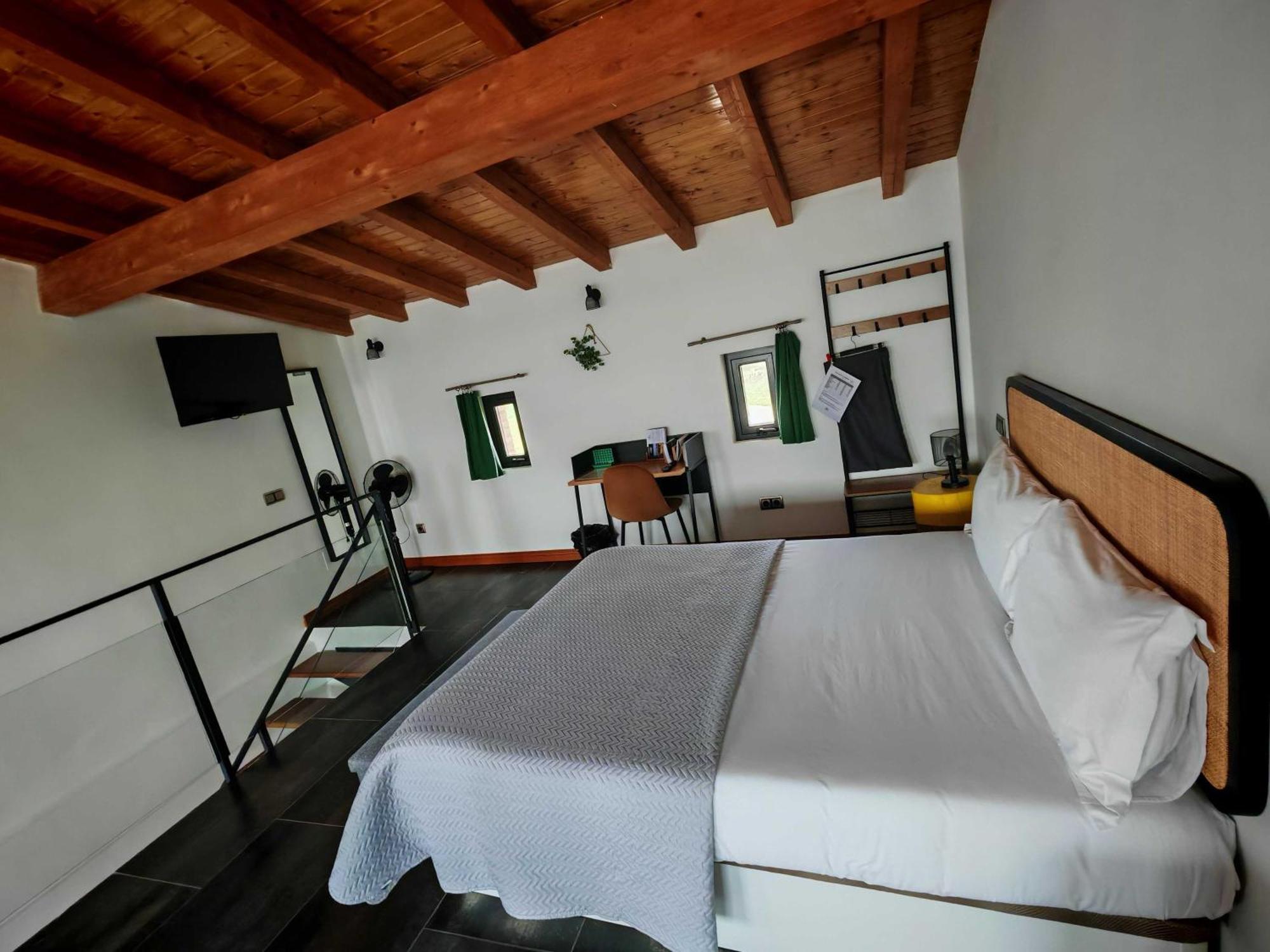 Morille Apartamentos Walden By Gaiarooms מראה חיצוני תמונה